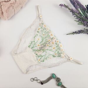 SMALL {Victoria's Secret} White {Daisy} Bikini Panty